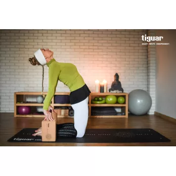 Kostka do jogi korkowa yoga natural tiguar (22,4 x 14,8 x 7,4 cm)