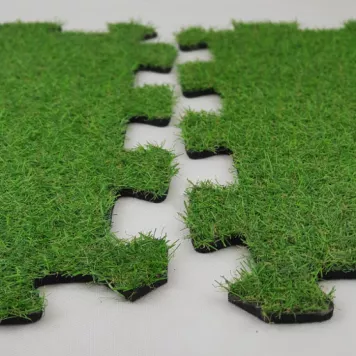 Podłoga Puzzel Gumowa Ze Sztuczną Trawą 1000 X 1000 Mm XMOR