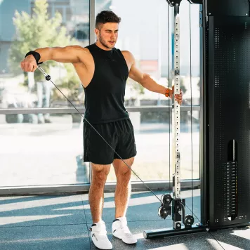 Brama do ćwiczeń z wyciągiem i stosem ARES PRO COMMERCIAL - HMS