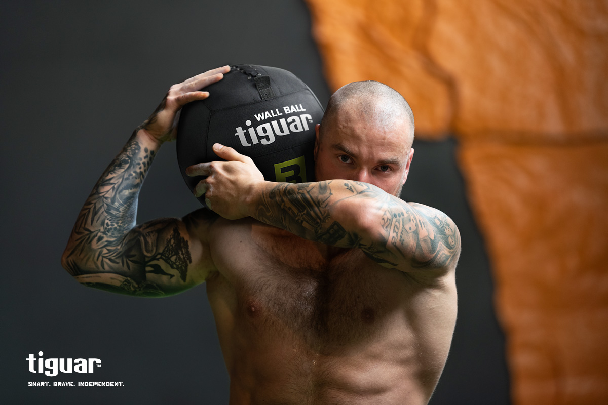 tiguar-2023-studio-001-sm.jpg