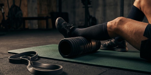 Plan aktywnej regeneracji: lekki cardio, mobility i stretching między ciężkimi treningami